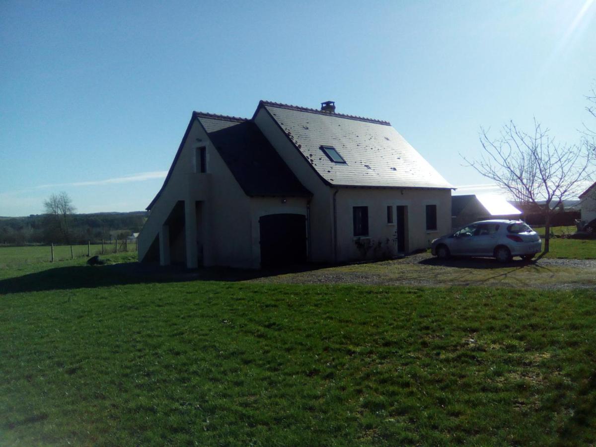 Bed and Breakfast L'Escapade Lochoise Génillé Esterno foto